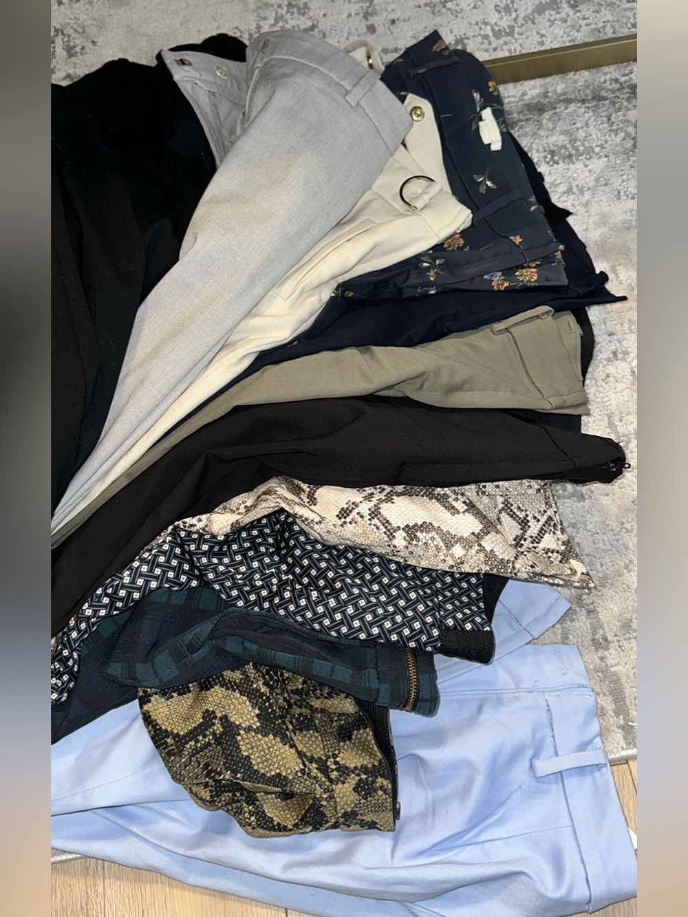 Lot of 15 H&M trousers pants  size XS